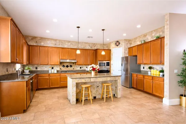 $1,030,000 | 2405 East Charlotte Drive, Phoenix, AZ 85024