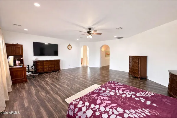 $1,030,000 | 2405 East Charlotte Drive, Phoenix, AZ 85024