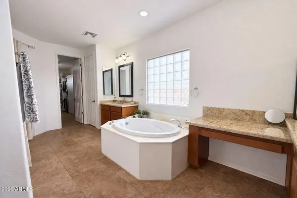 $1,030,000 | 2405 East Charlotte Drive, Phoenix, AZ 85024