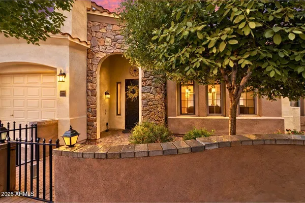 $1,030,000 | 2405 East Charlotte Drive, Phoenix, AZ 85024