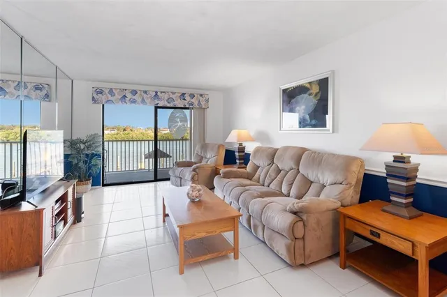$455,000 | 19451 Gulf Boulevard, Unit 211, Indian Shores, FL 33785