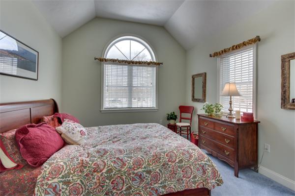 17 Hadley Road Pepperell, MA 01463 - Photo 20 of 27 Gallery Image 20