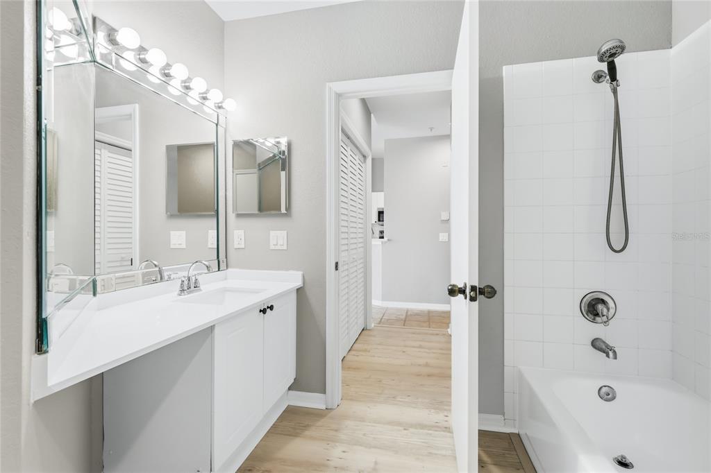 5110 Northridge Road, Unit 301 Sarasota, FL 34238 - Photo 21 of 30