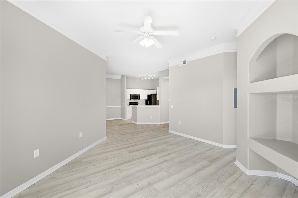 5110 Northridge Road, Unit 301 Sarasota, FL 34238 - Photo 8 of 30