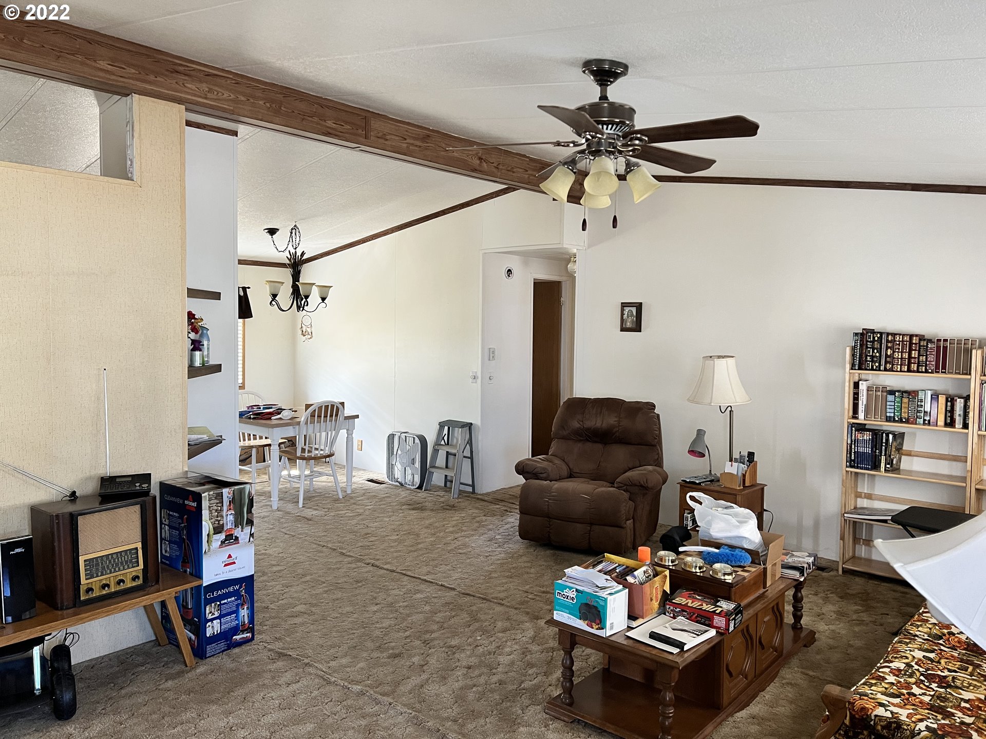 814 Shadow Ranch Lane Roseburg, OR 97470 - Photo 3 of 10 Gallery Image 3