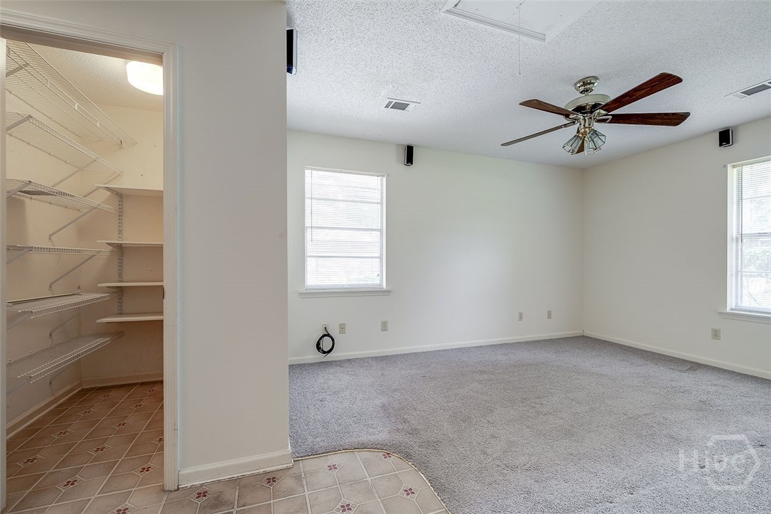 218 Whitehall Avenue Rincon, GA 31326 - Photo 15 of 42 FAMILY ROOM WITH VIEW OF PANTRY