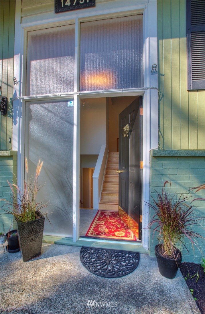 14751 173rd Avenue Southeast Renton, WA 98059 - Photo 2 of 22 Gallery Image 2