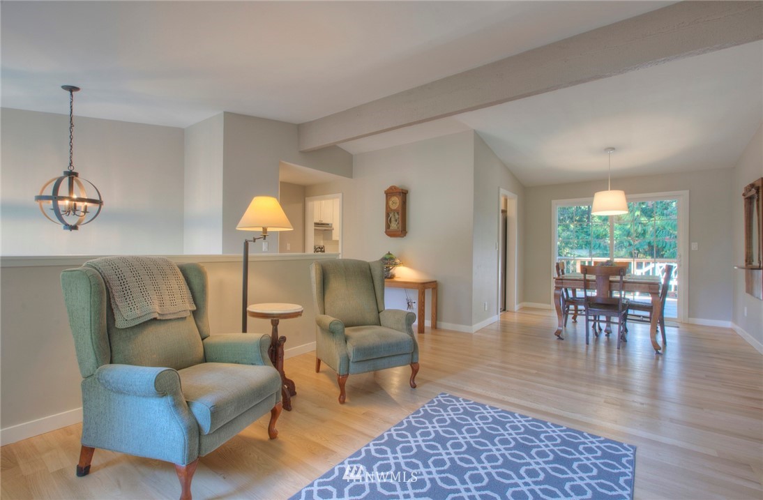 14751 173rd Avenue Southeast Renton, WA 98059 - Photo 5 of 22 Gallery Image 5