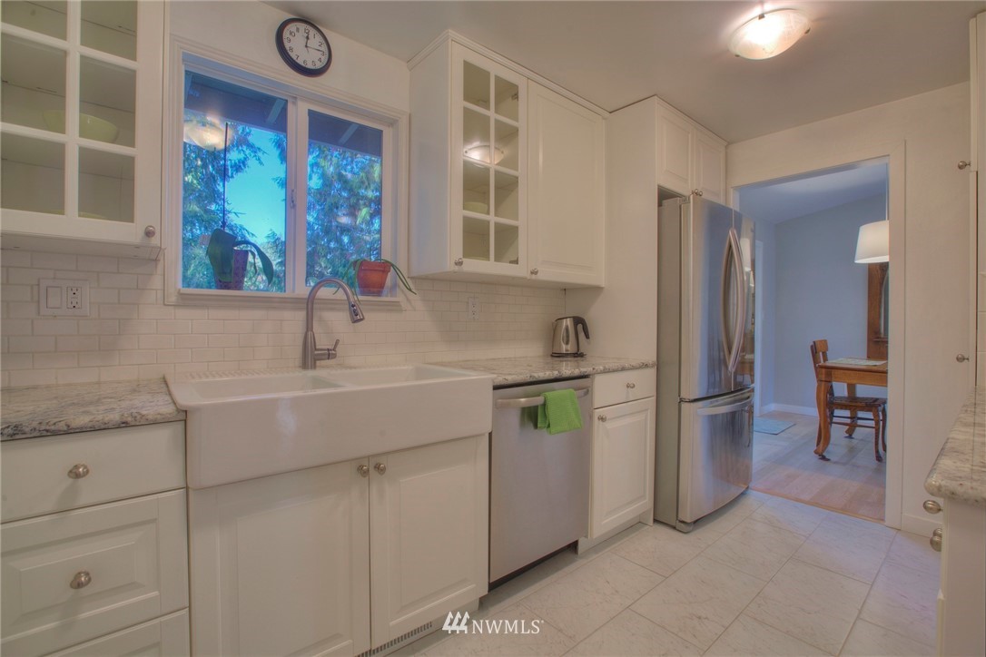 14751 173rd Avenue Southeast Renton, WA 98059 - Photo 6 of 22 Gallery Image 6