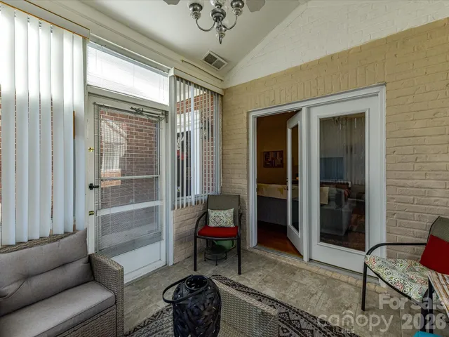 $500,000 | 9830 Willow Bark Court, Charlotte, NC 28210