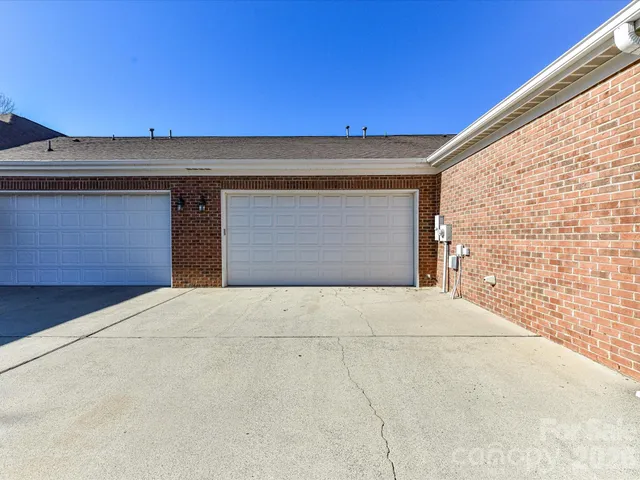 $500,000 | 9830 Willow Bark Court, Charlotte, NC 28210