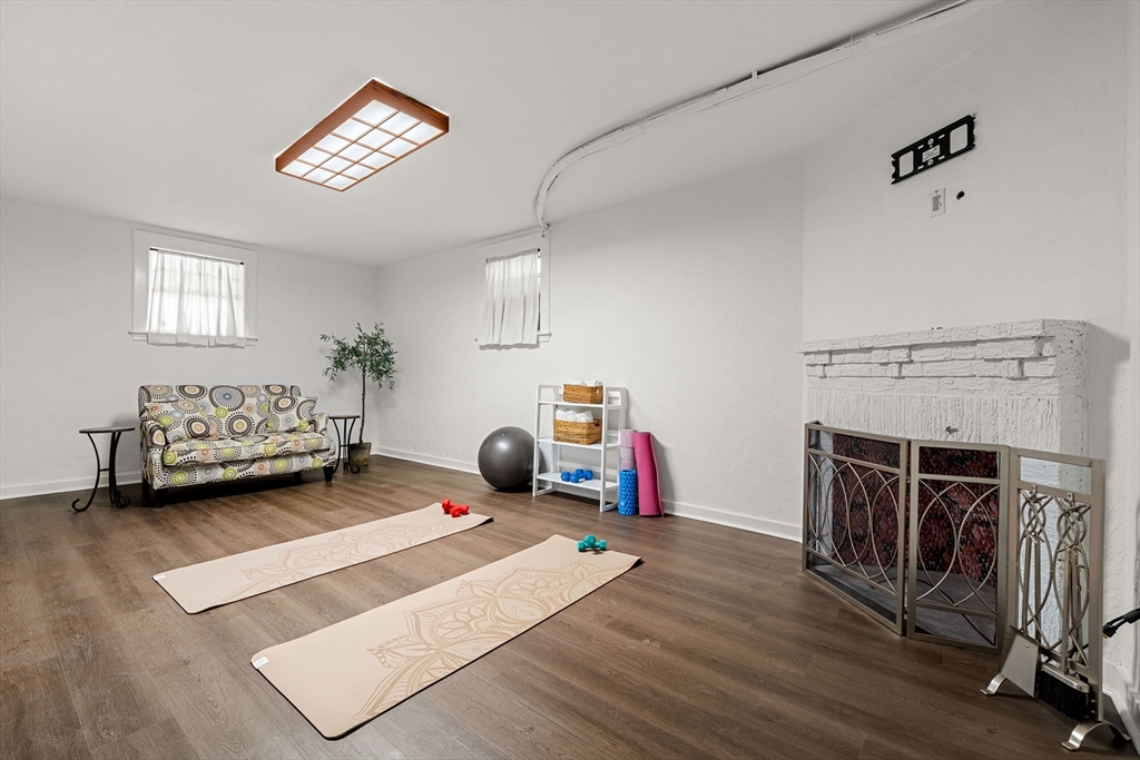 24 Blake Road Brookline, MA 02445 - Photo 34 of 40