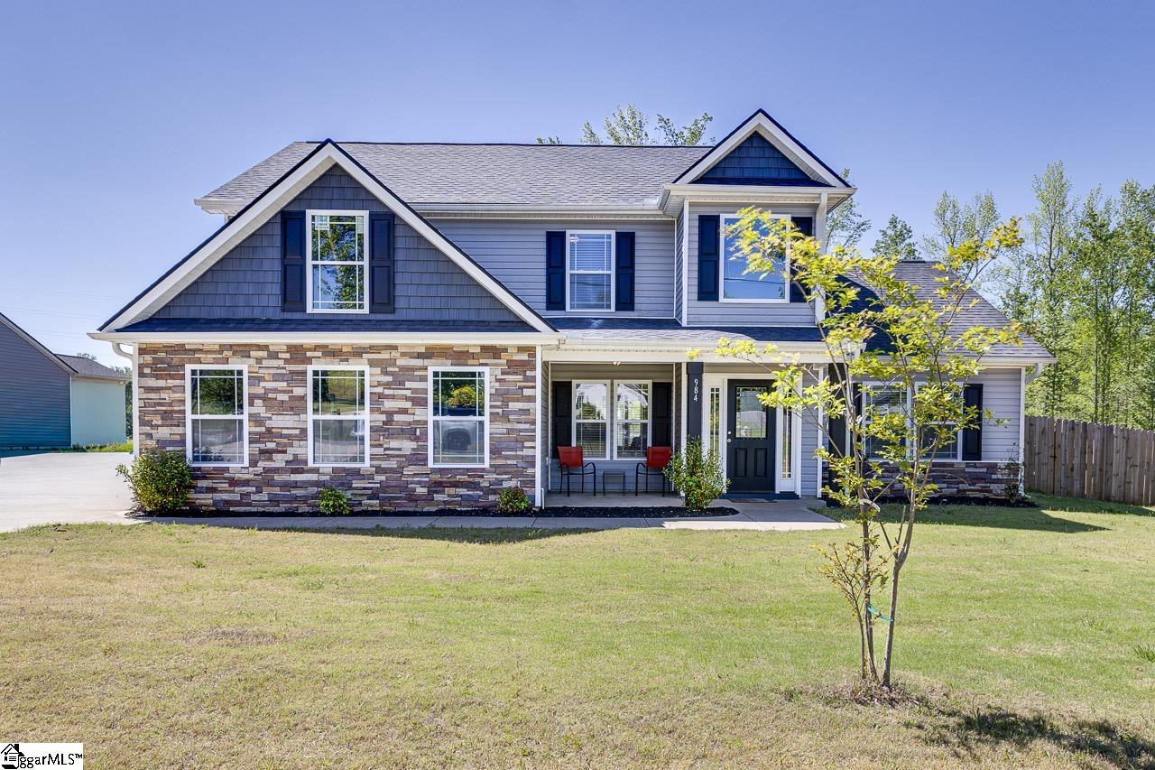 984 Gibbs Road Wellford, SC 29385 - Photo 2 of 41