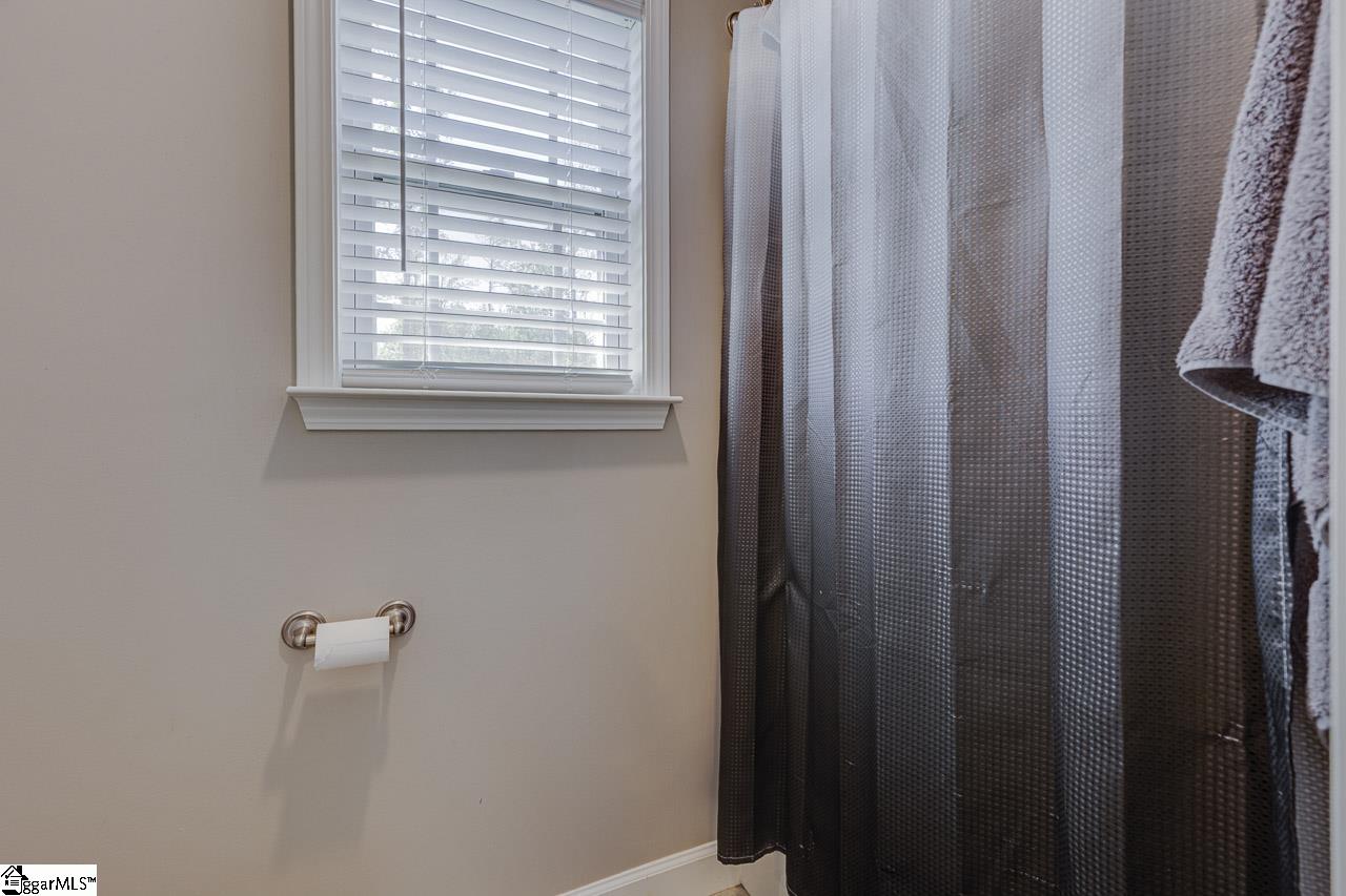 984 Gibbs Road Wellford, SC 29385 - Photo 21 of 41