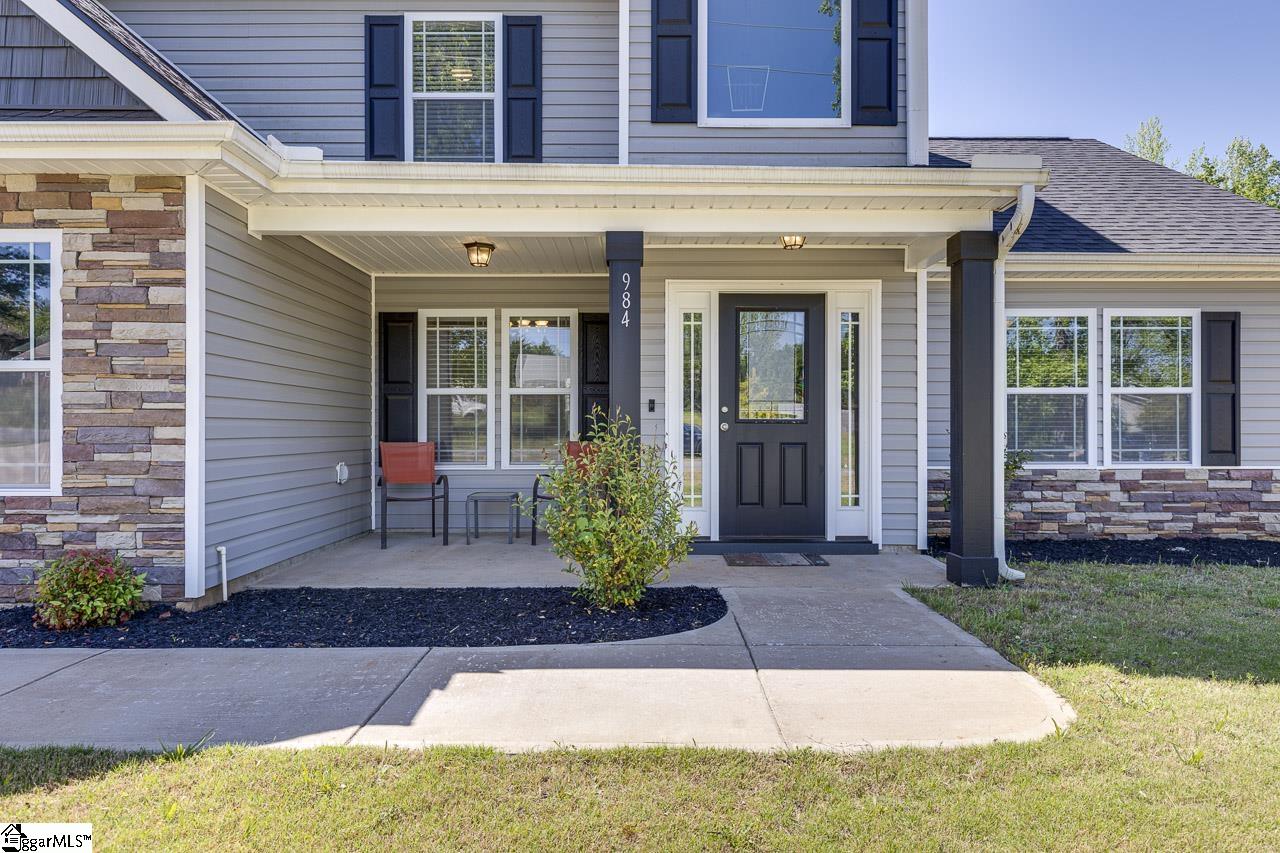 984 Gibbs Road Wellford, SC 29385 - Photo 3 of 41