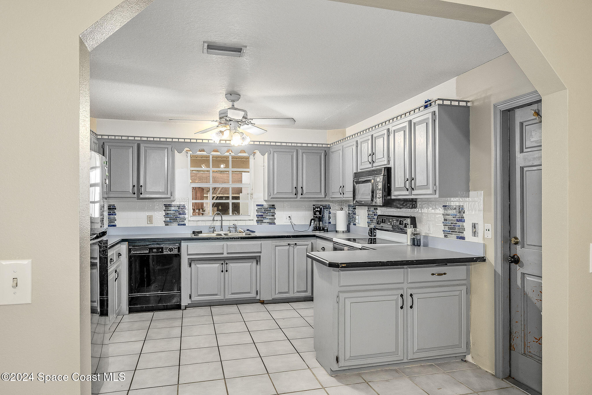 5095 Gandy Road Mims, FL 32754 - Photo 9 of 58 Kitchen