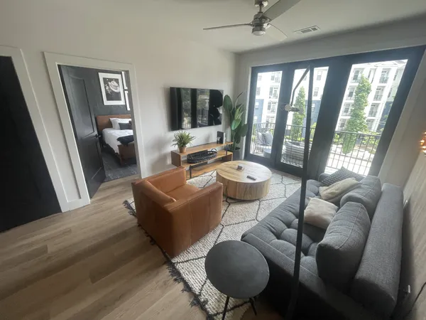 $3,100 | 303 31st Avenue North, Unit 316, Nashville, TN 37203