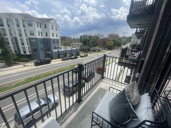 $3,100 | 303 31st Avenue North, Unit 316, Nashville, TN 37203