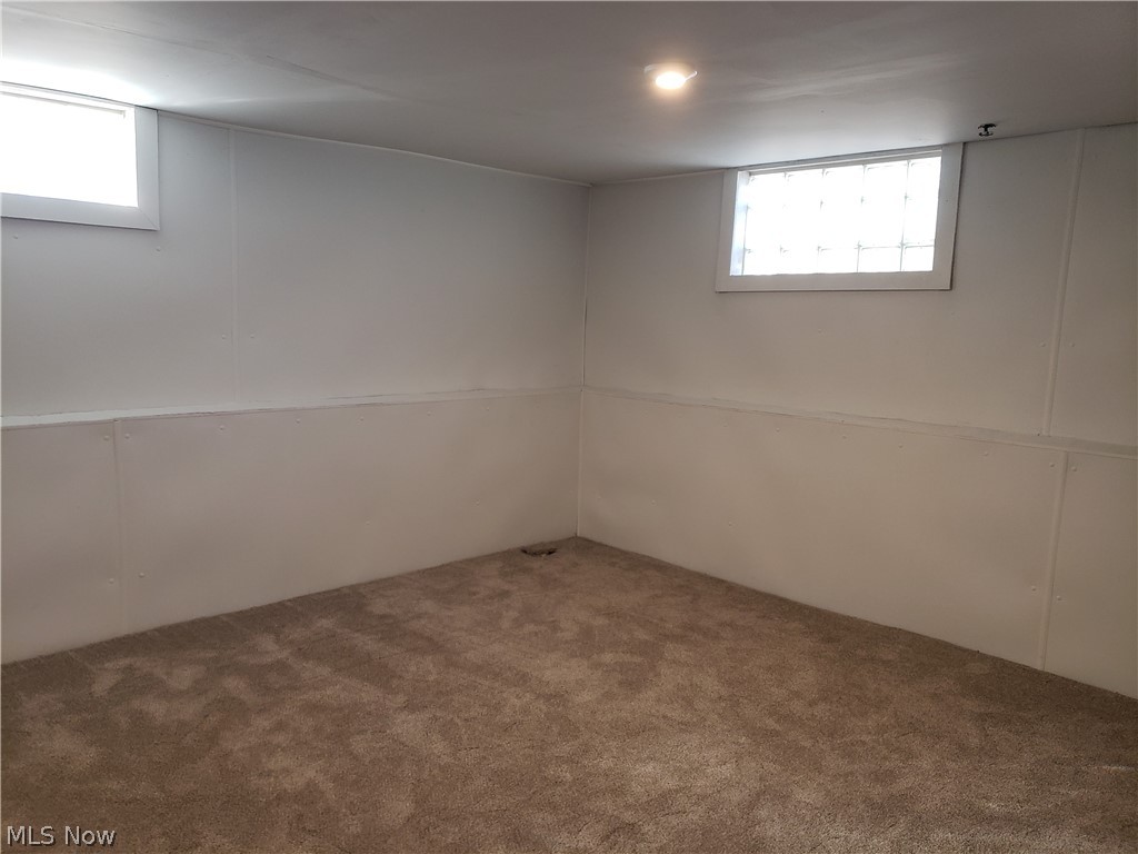 1274 Lander Road Cleveland, OH 44124 - Photo 27 of 34