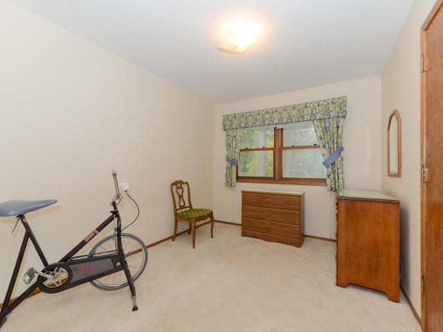 13228 Dahlgren Road Minnetonka, MN 55305 - Photo 9 of 16 Gallery Image 9