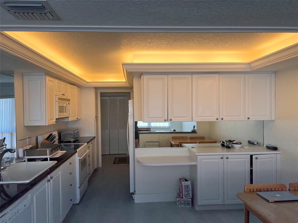 4900 North Ocean Boulevard, Unit 1413 Lauderdale-by-the-Sea, FL 33308 - Photo 12 of 27