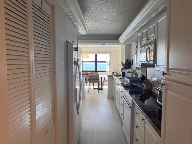 $6,900 | 4900 North Ocean Boulevard, Unit 1413, Lauderdale-by-the-Sea, FL 33308