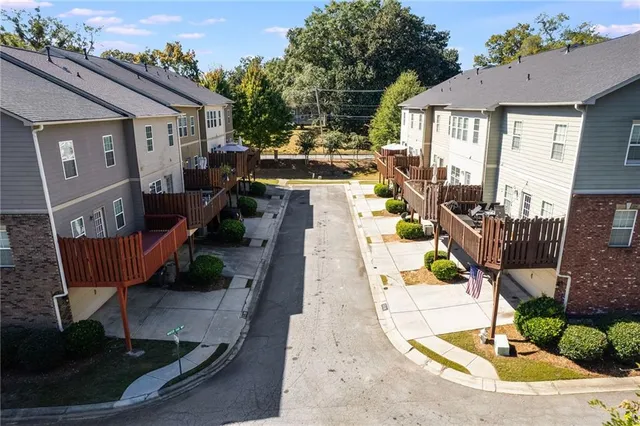 $425,000 | 5597 Winter Oak Way, Norcross, GA 30071