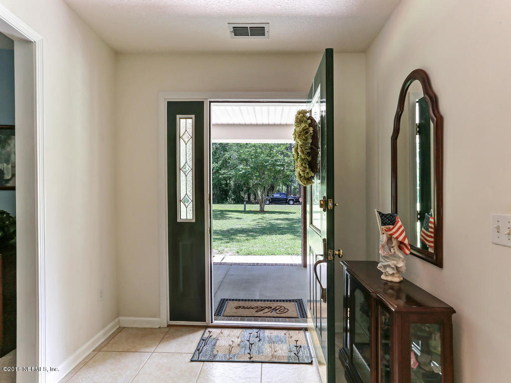 45227 Stratton Road Callahan, FL 32011 - Photo 2 of 42 a view of an entryway