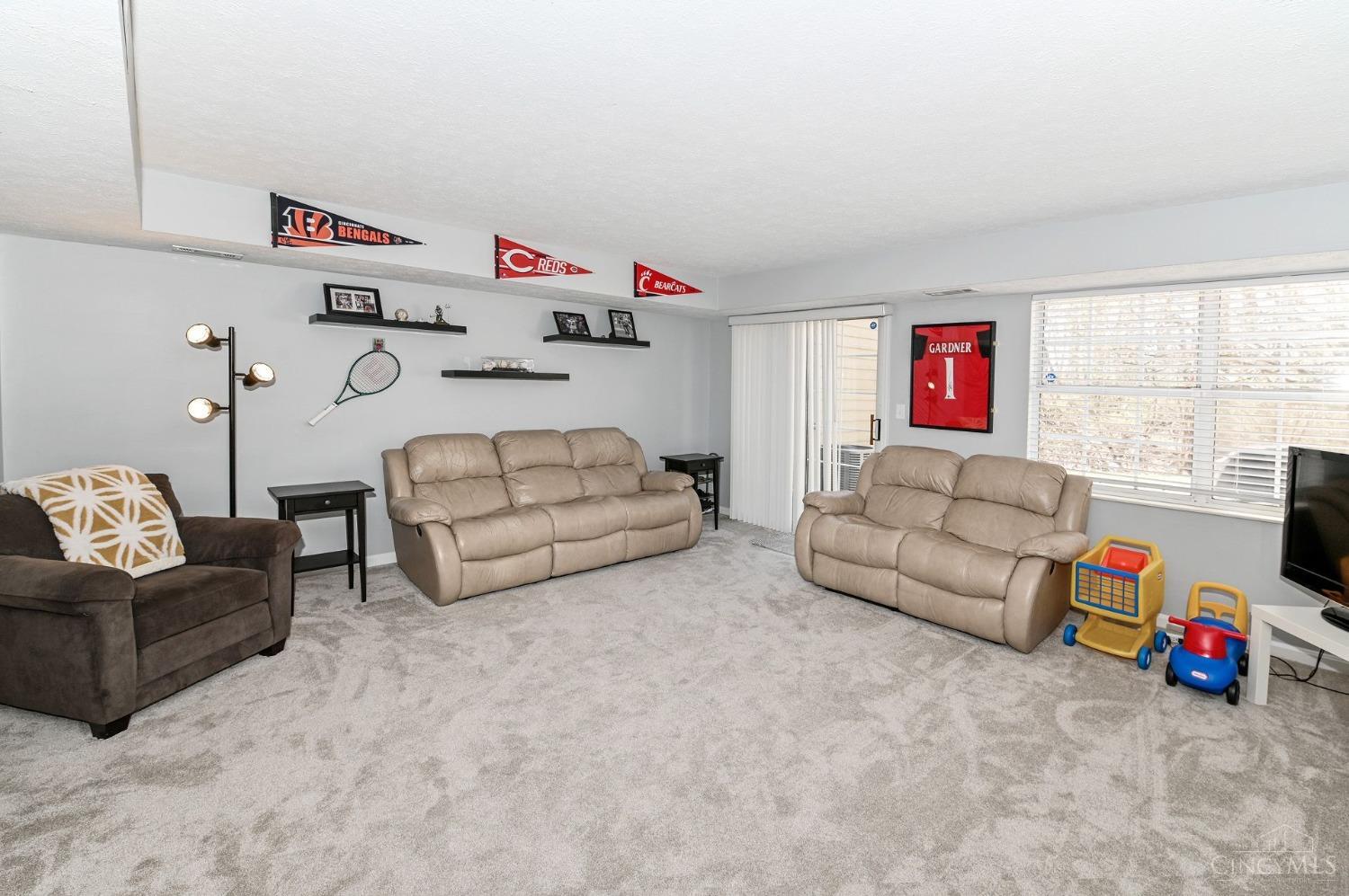 10555 Montgomery Road, Unit 98 Montgomery, OH 45242 - Photo 31 of 42