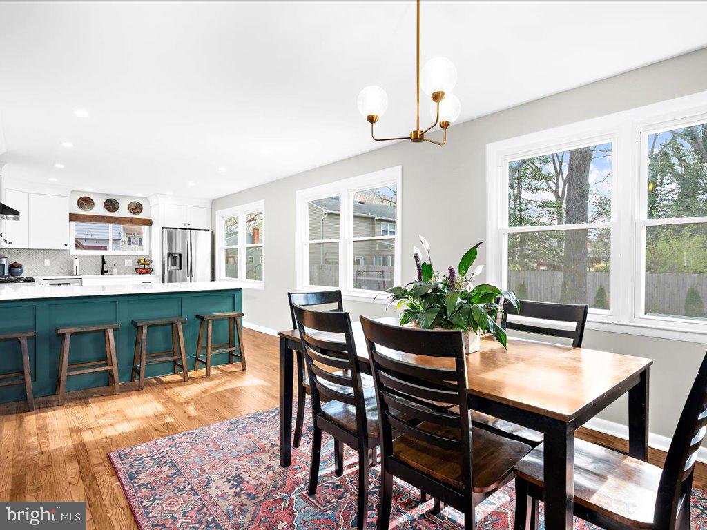 21 Holly Road Severna Park, MD 21146 - Photo 4 of 20 Dining Room