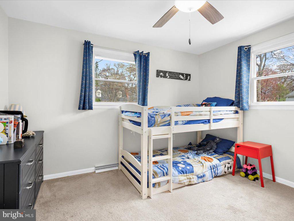21 Holly Road Severna Park, MD 21146 - Photo 8 of 20 Bedroom