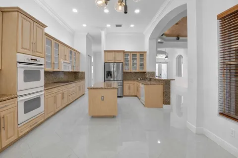 $899,000 | 6940 Balboa Island Court, Delray Beach, FL 33446