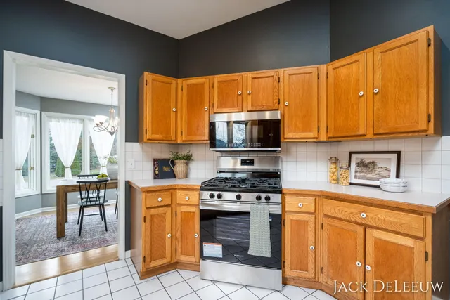 $475,000 | 6696 Highmeadow Drive Southwest, Byron Center, MI 49315