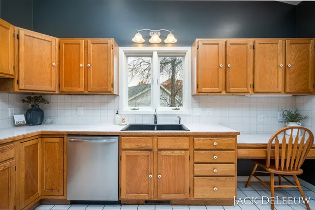 $475,000 | 6696 Highmeadow Drive Southwest, Byron Center, MI 49315