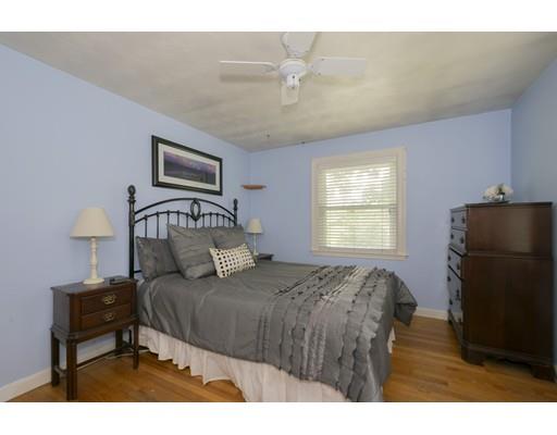 27 Heard Road Arlington, MA 02474 - Photo 12 of 30 Gallery Image 12