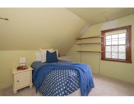 27 Heard Road Arlington, MA 02474 - Photo 18 of 30 Gallery Image 18
