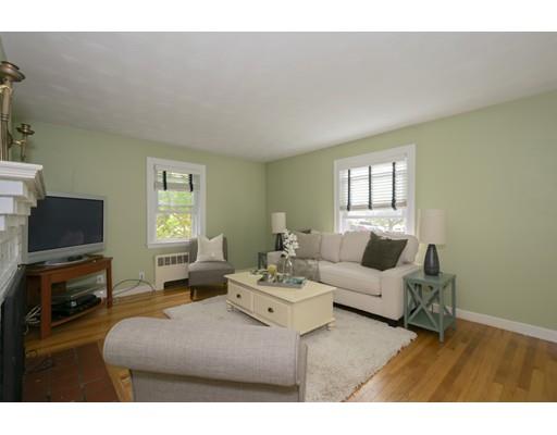 27 Heard Road Arlington, MA 02474 - Photo 3 of 30 Gallery Image 3