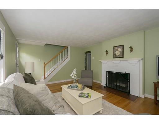 27 Heard Road Arlington, MA 02474 - Photo 4 of 30 Gallery Image 4
