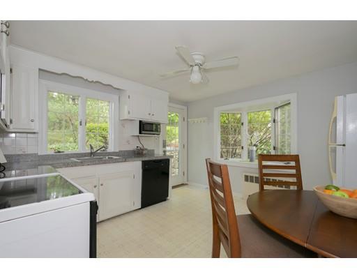 27 Heard Road Arlington, MA 02474 - Photo 5 of 30 Gallery Image 5
