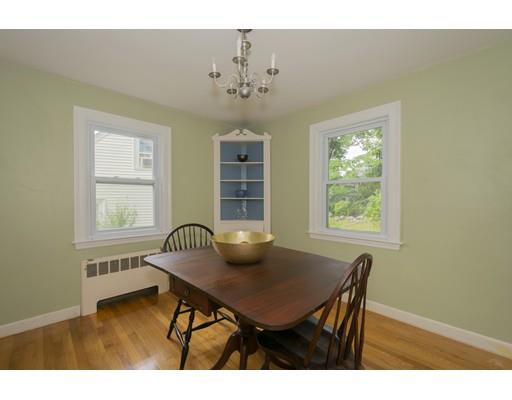 27 Heard Road Arlington, MA 02474 - Photo 8 of 30 Gallery Image 8