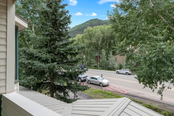 $5,750,000 | 627 West Colorado Avenue, Telluride, CO 81435