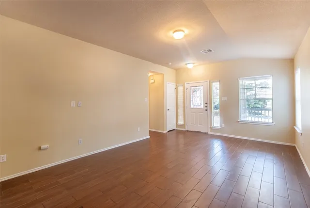 $1,900 | 17712 Ice Age Trails Street, Pflugerville, TX 78660