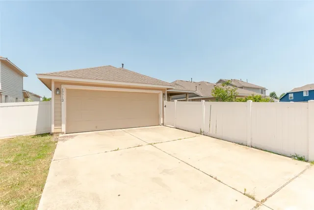 $1,900 | 17712 Ice Age Trails Street, Pflugerville, TX 78660