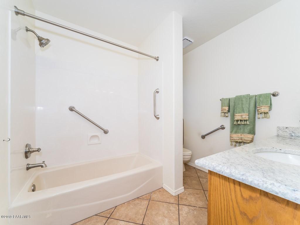 1760 Coyote Road Prescott, AZ 86303 - Photo 25 of 28 Guest Bathroom