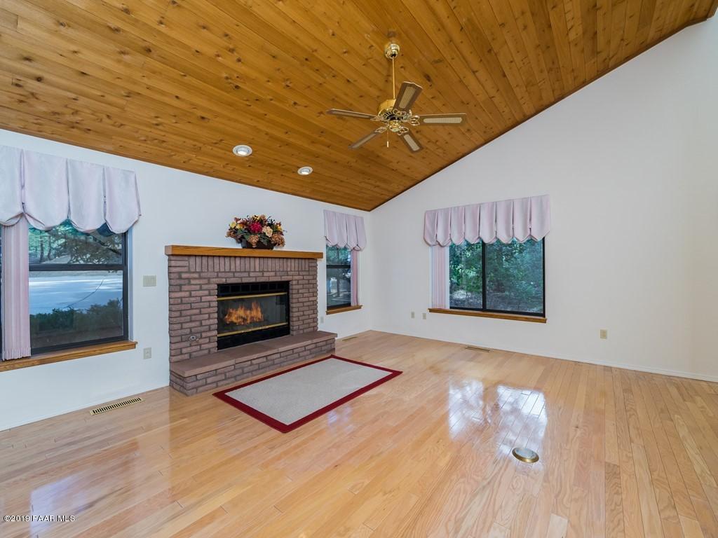 1760 Coyote Road Prescott, AZ 86303 - Photo 7 of 28 Great Room With Focal Fireplace