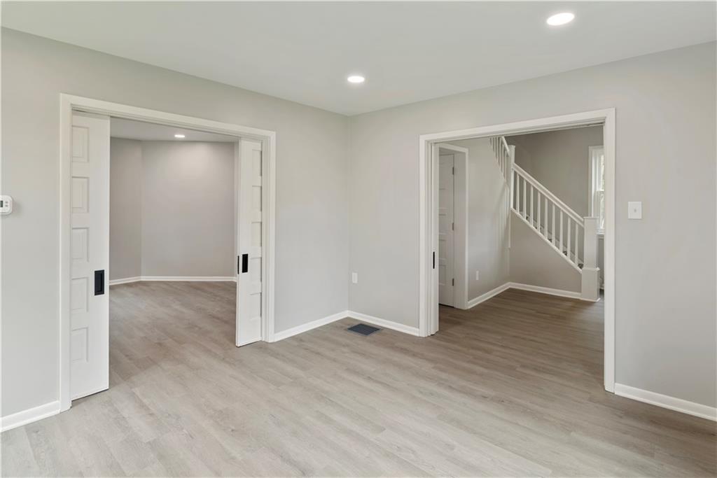 121 Freeport Road Butler, PA 16002 - Photo 11 of 37