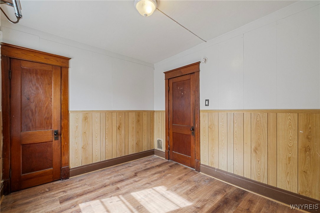 377 Pine Ridge Road Cheektowaga, NY 14225 - Photo 13 of 48