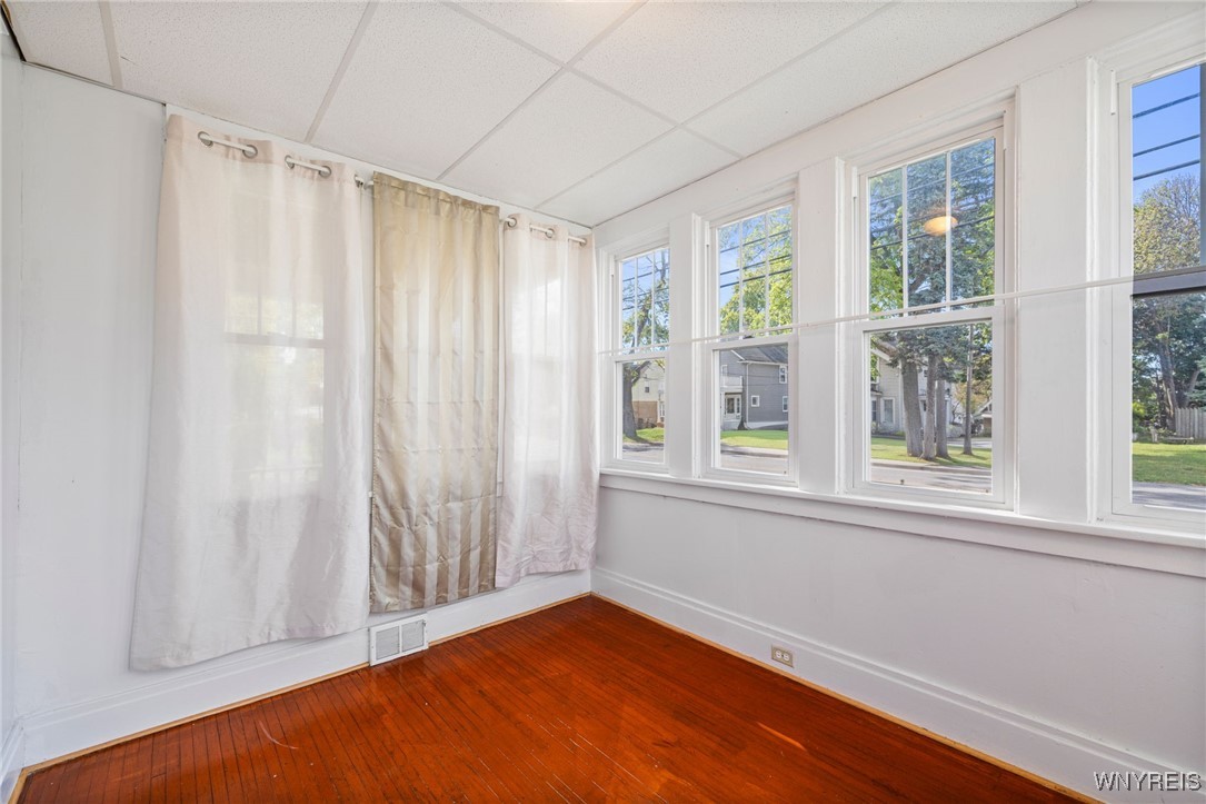 377 Pine Ridge Road Cheektowaga, NY 14225 - Photo 10 of 48