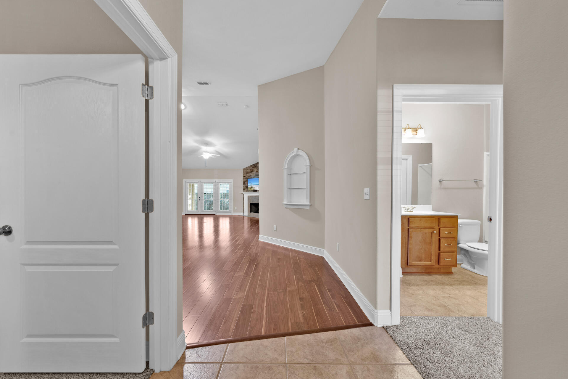 4218 Jade Loop Destin, FL 32541 - Photo 11 of 36 4218 Jade Loop Destin FL 32541 USA-007-0