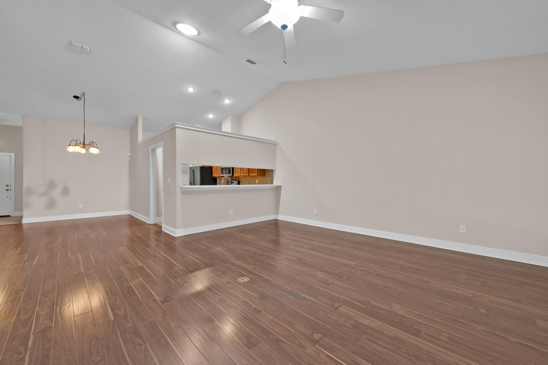 4218 Jade Loop Destin, FL 32541 - Photo 24 of 36 4218 Jade Loop Destin FL 32541 USA-028-0